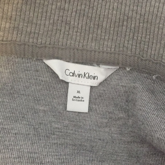 Calvin Klein cardigan - Picture 3 of 15
